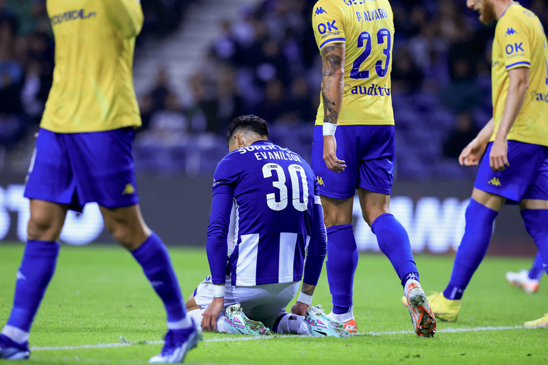 Soi kèo nhà cái GD Estoril-Praia vs Porto, 03h45 ngày 10/01/2024 soi keo nha cai gd estoril praia vs porto 03h45 ngay 10 01 2024 4