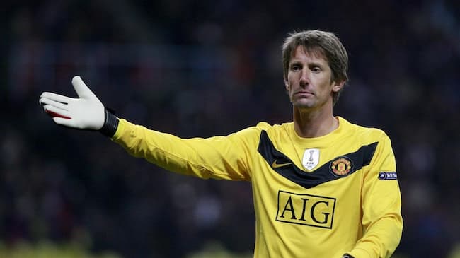 Đội hình MU 2009: Những kỷ niệm khó quên Edwin van der Sar