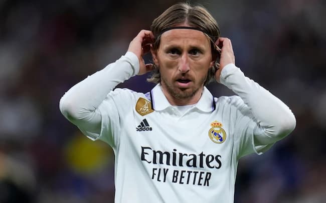 Đội hình Real Madrid 2016: Bất khả chiến bại Doi-hinh-Real-Madrid-2016-Bat-kha-chien-bai