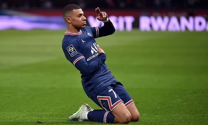 Biệt Danh Của Mbappe - Những Tên Gọi Gắn Liền Với Mbappe Biệt danh của Mbappe còn được gọi là Messi thế hệ mới