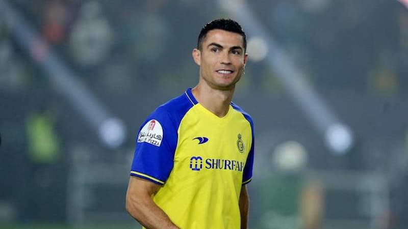 Ronaldo đang thi đấu cho đội nào? Ronaldo đang thi đấu cho đội nào?