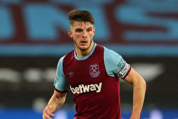 Top Tiền Vệ Hay Nhất Euro Tỏa Sáng Mọi Thời Đại Hình 3: Declan Rice giành được bảy pha tắc bóng tại Euro 2021