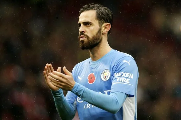 Top Tiền Vệ Hay Nhất Ngoại Hạng Anh Tỏa Sáng Mọi Thời Đại Hình 4: Bernardo Silva là tuyển thủ xuất sắc của Manchester City