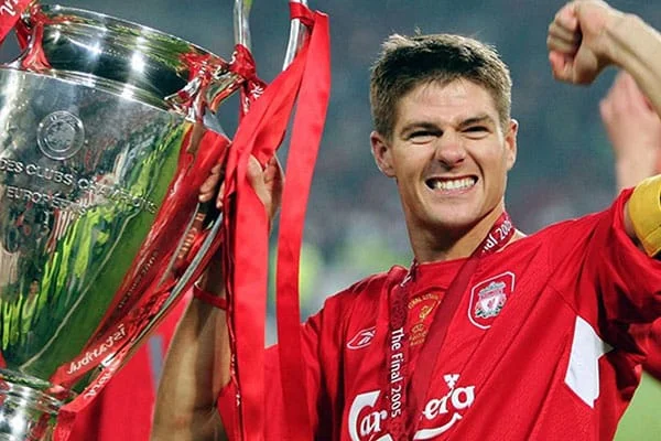 Top Tiền Vệ Hay Nhất World Cup 2022 Hình 4: Steven Gerrard là tiền vệ xứng tầm thế giới