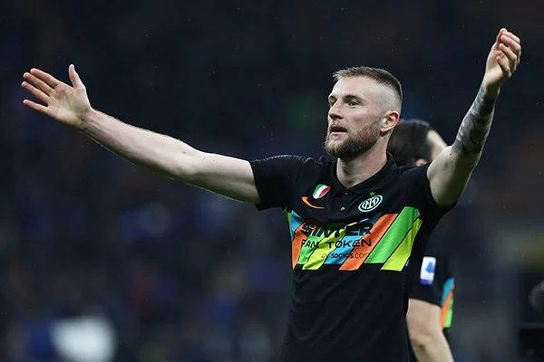 5 Cầu Thủ Sáng Giá Thuộc Top Trung Vệ Hay Nhất Euro Hình 3: Skriniar ghi bàn thắng ấn định 2 -1 trước Ba Lan tại Euro