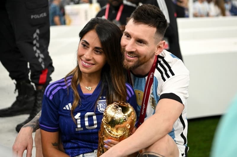 Vợ Messi là ai? Chuyện tình 24 năm của Lionel Messi và vợ Chuyện tình 24 năm của Lionel Messi và vợ