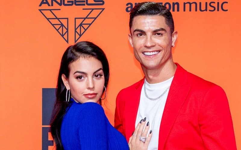 Vợ Ronaldo là ai và những điều chưa biết Mối quan hệ hiện tại giữa Ronaldo và vợ